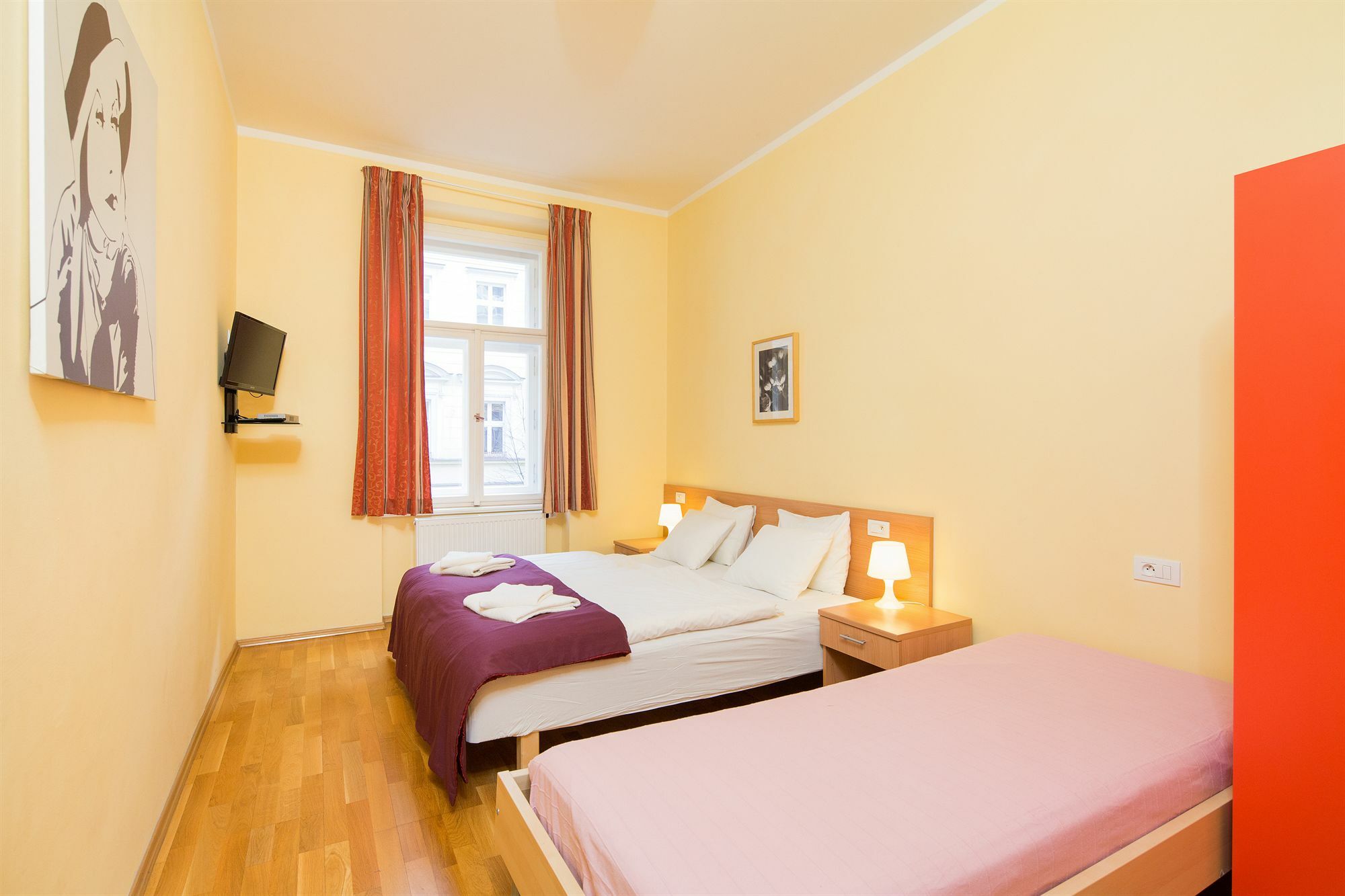 Vlkova Palace Praha Bagian luar foto
